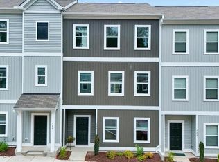 724 Orchard Vista Cir, Raleigh, NC 27606