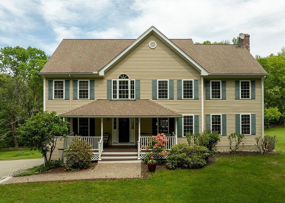 1st image of 537 Pingree Hill Rd