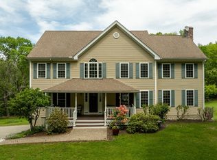 537 Pingree Hill Rd, Auburn, NH 03032