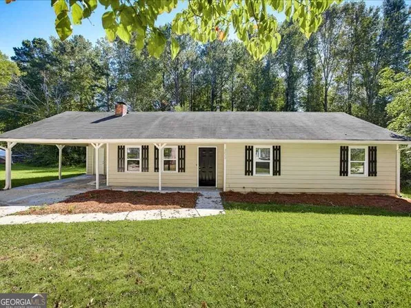 3072 Palomino Dr, Powder Springs, GA 30127