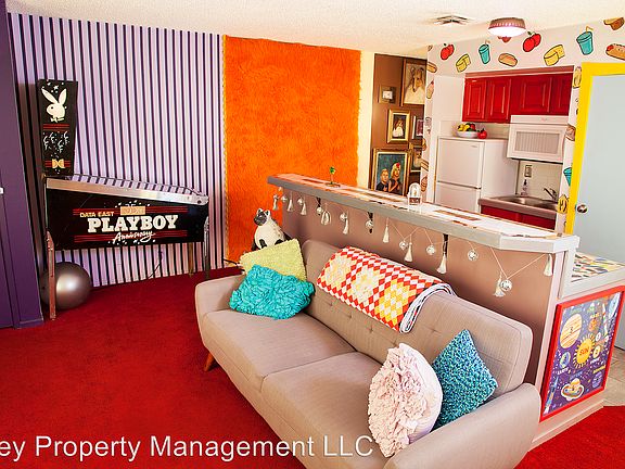 3rd image of 427 S 11th St #8