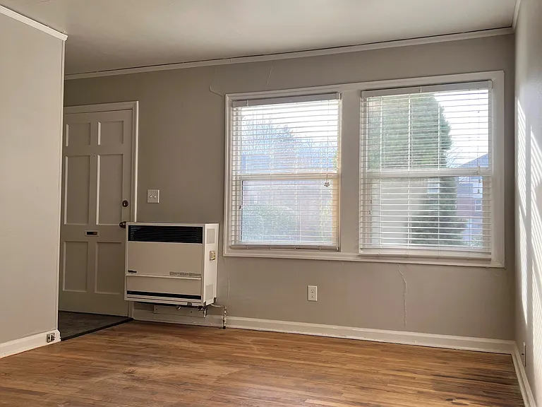 7776 N Interstate Ave #17 — Photo 7