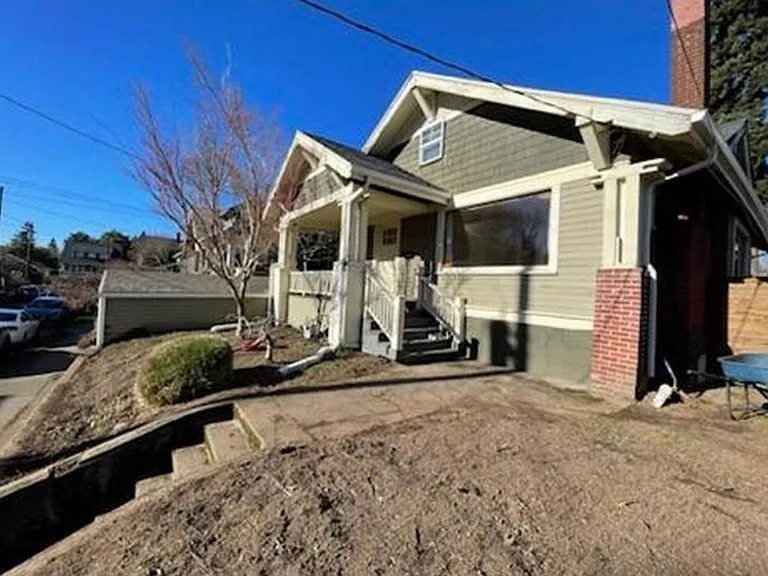 3443 SE Grant Ct — Photo 1