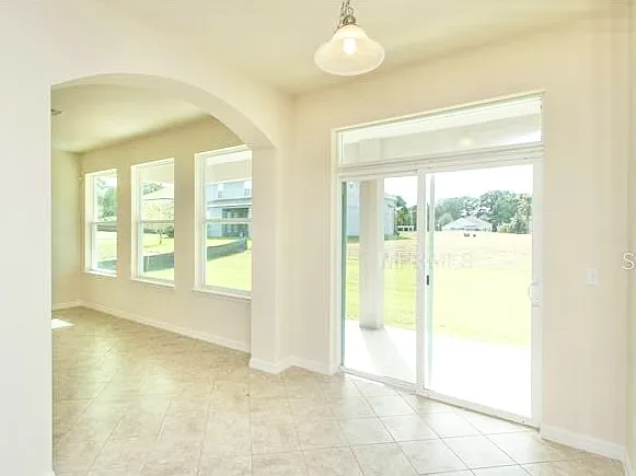 2103 Candlenut Cir — Photo 11