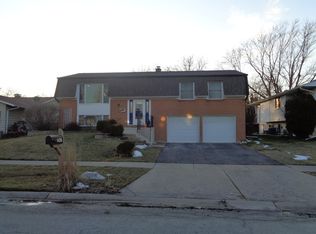 1476 Mitchell Trl, Elk Grove Village, IL 60007