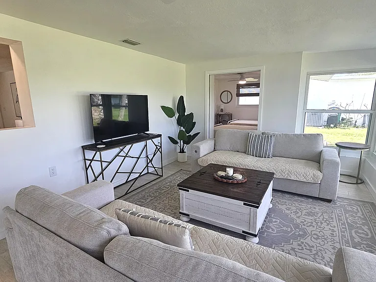 Florida sitting room