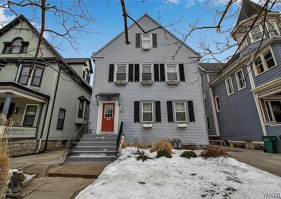1st image of 193 Norwood Ave