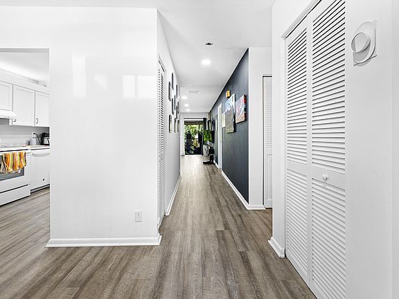2nd image of 22415 SW 61ST Way #206