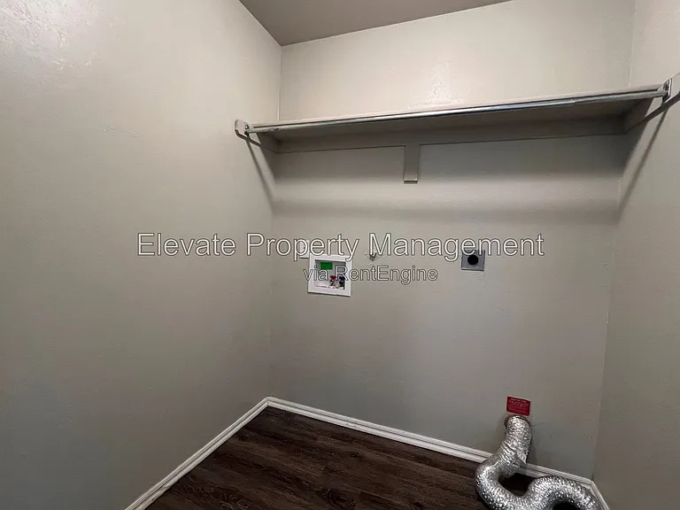 5020 Caleb St — Photo 19