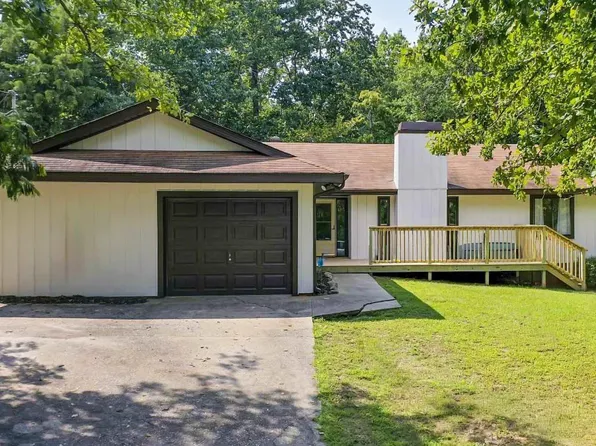 3090 Woodhaven Dr, Pinson, AL 35126