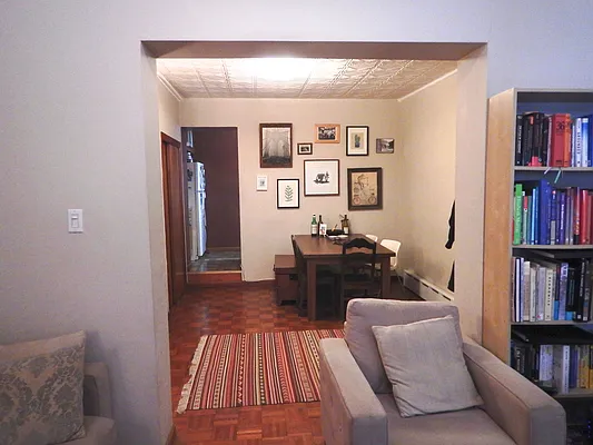 Rented by Realty Collective | media 8