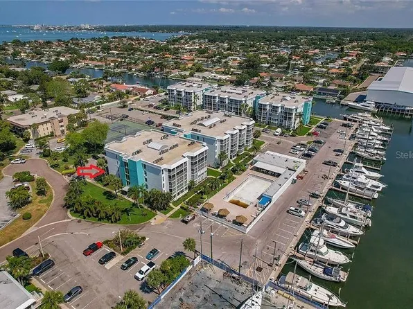 4910 38th Way S APT 111, Saint Petersburg, FL 33711
