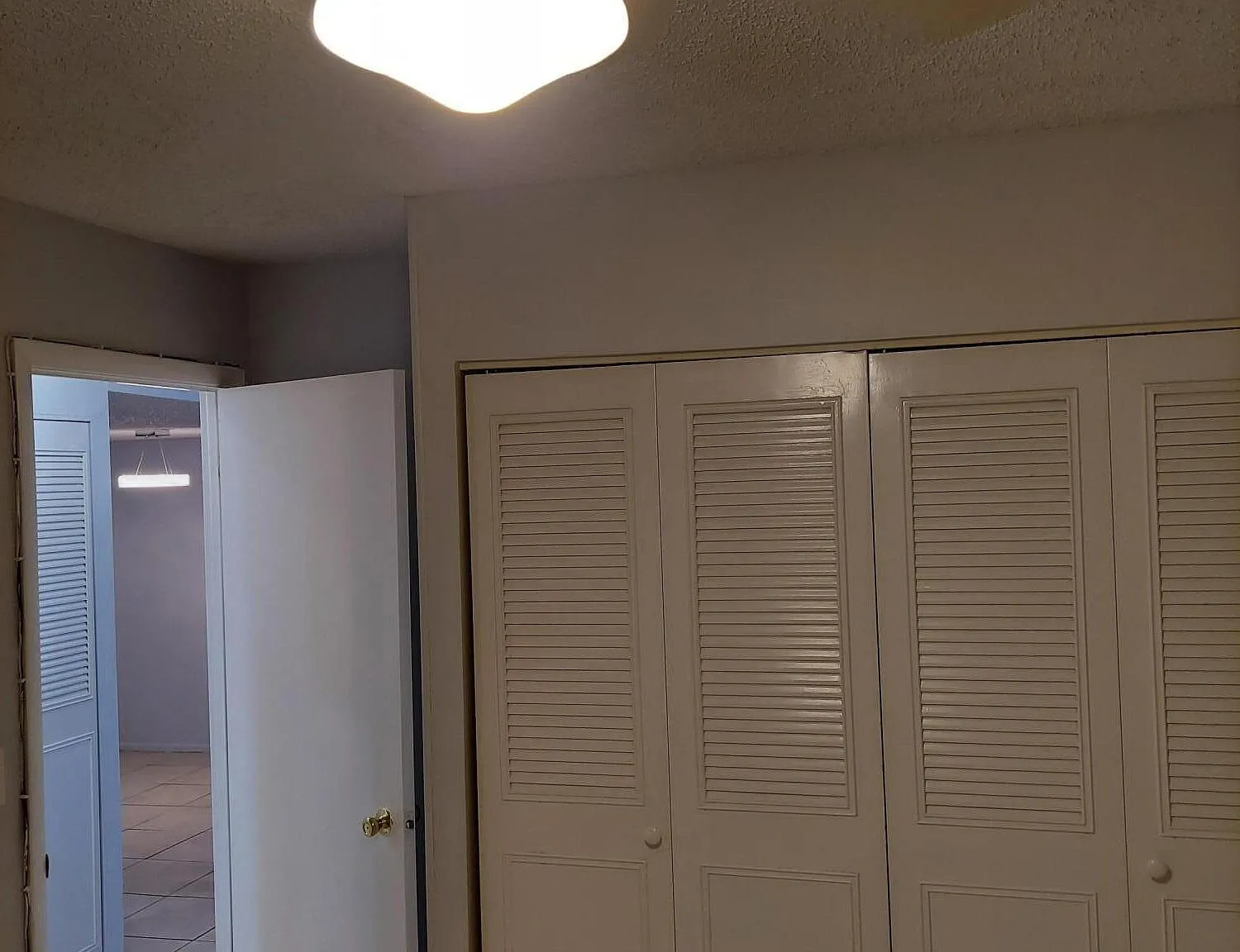 2 bed, 2.0 bath, 888 sqft, $1,650 — Photo 3
