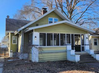 619 E Walnut St, Bloomington, IL 61701