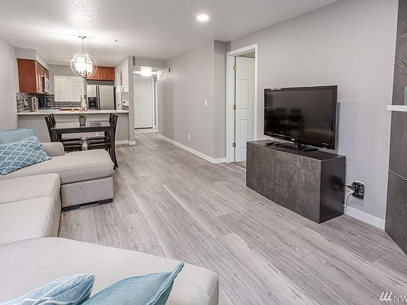 3rd image of 25131 98th Pl S APT E205