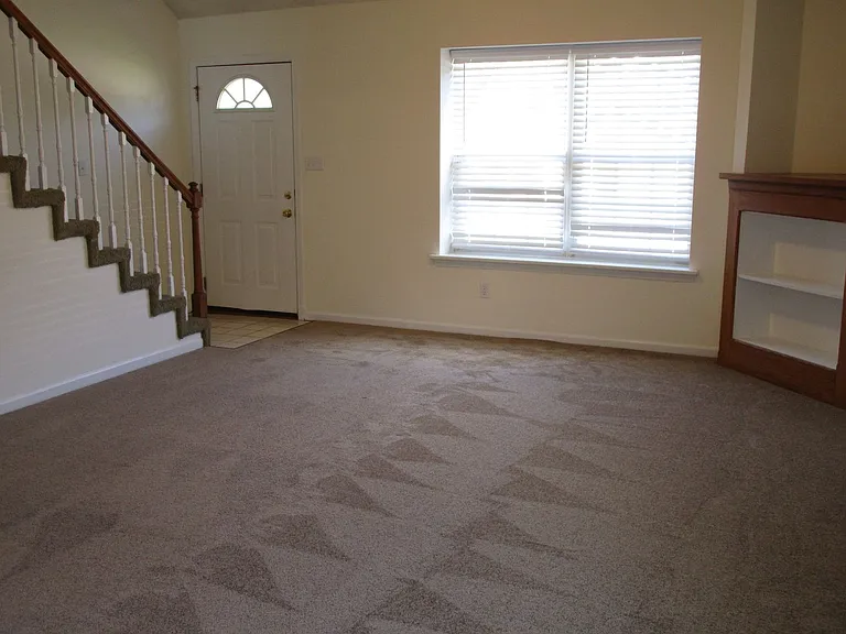 5004-5006 Carrie Ridge Dr. — Photo 7