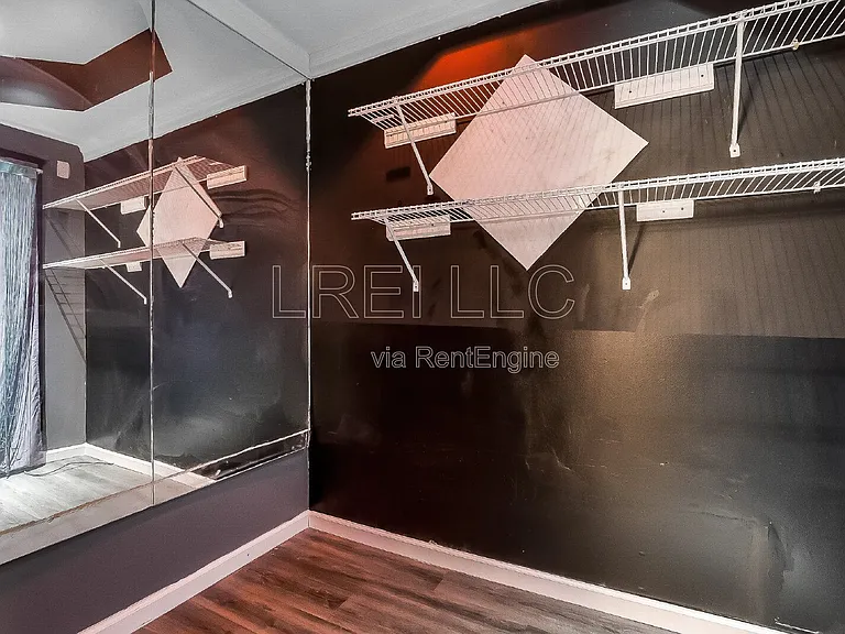 1774 Bolling Ave — Photo 12