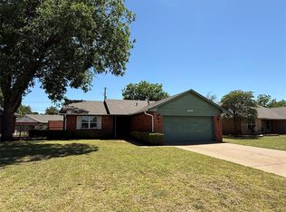 400 Mockingbird Dr N, Altus, OK 73521