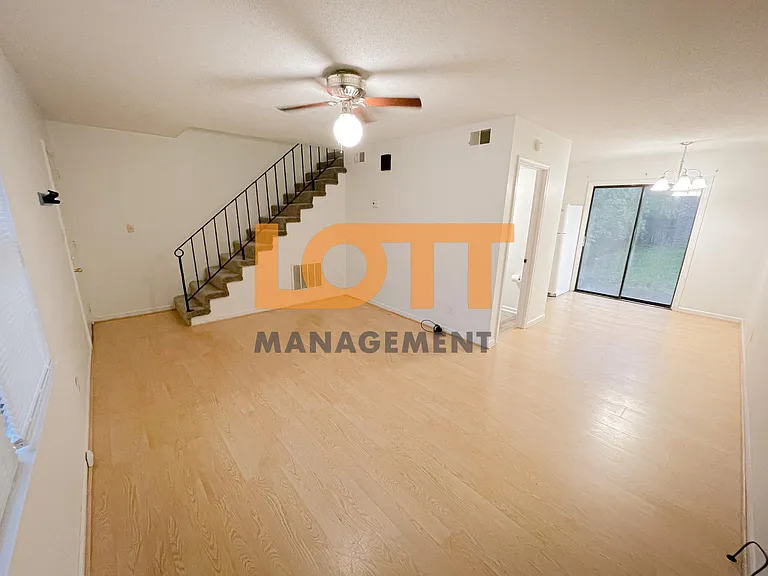 31 Saint Mark Rd — Photo 3