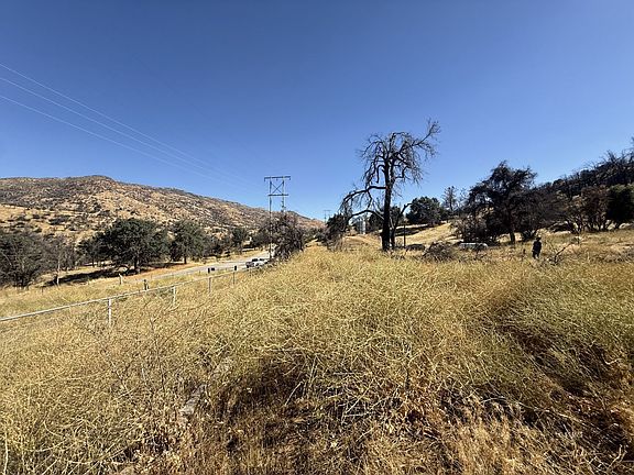 3rd image of 7714 Caliente Bodfish Rd
