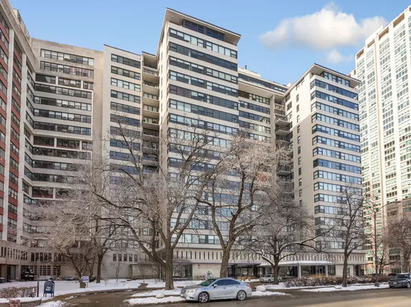 3440 N Lake Shore Dr APT 5A, Chicago, IL 60657