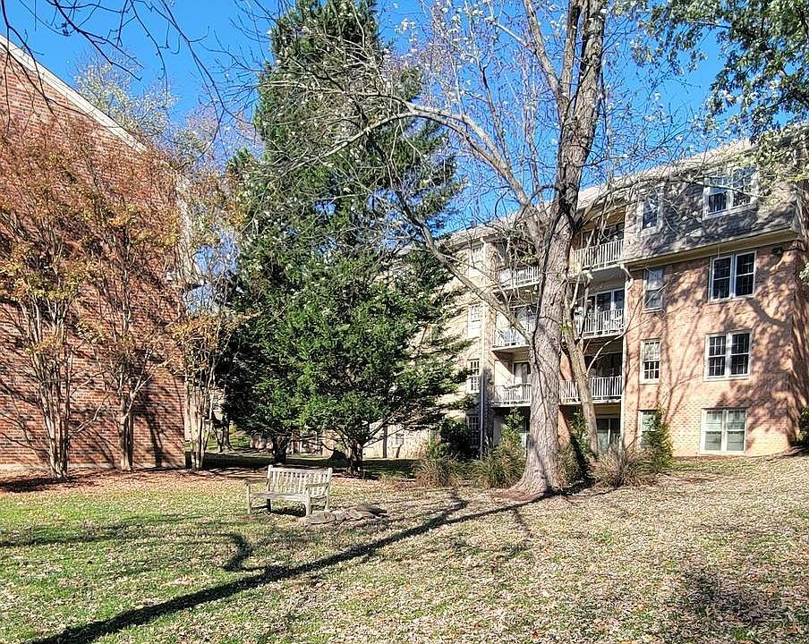 1st image of 6012 Westchester Park Dr APT 101