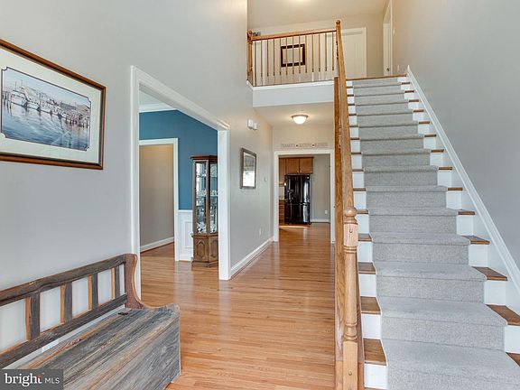 3rd image of 46887 Whittemoore Ct
