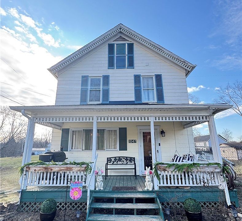 1st image of 1047 Howell Rd