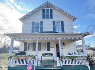 1047 Howell Rd, East Palestine, OH 44413