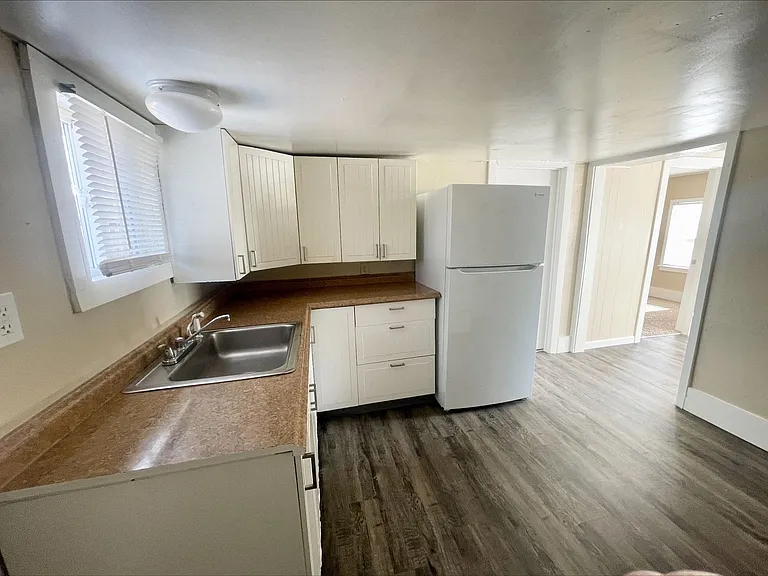 2512 E Dale St #3 — Photo 10