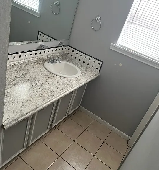 6104 Deerfield Dr — Photo 8