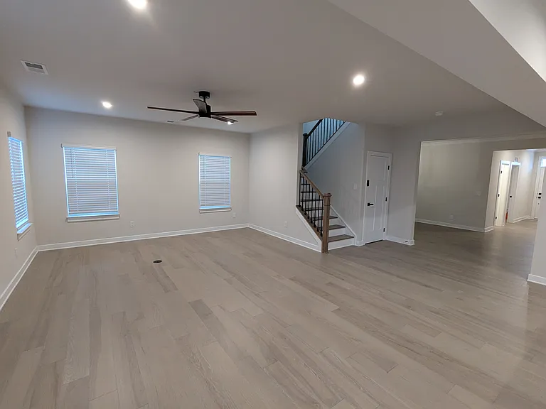 225 Van Zandt Trl — Photo 9