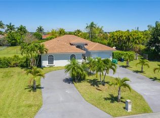 17061 SW 213th Ln, Miami, FL 33187