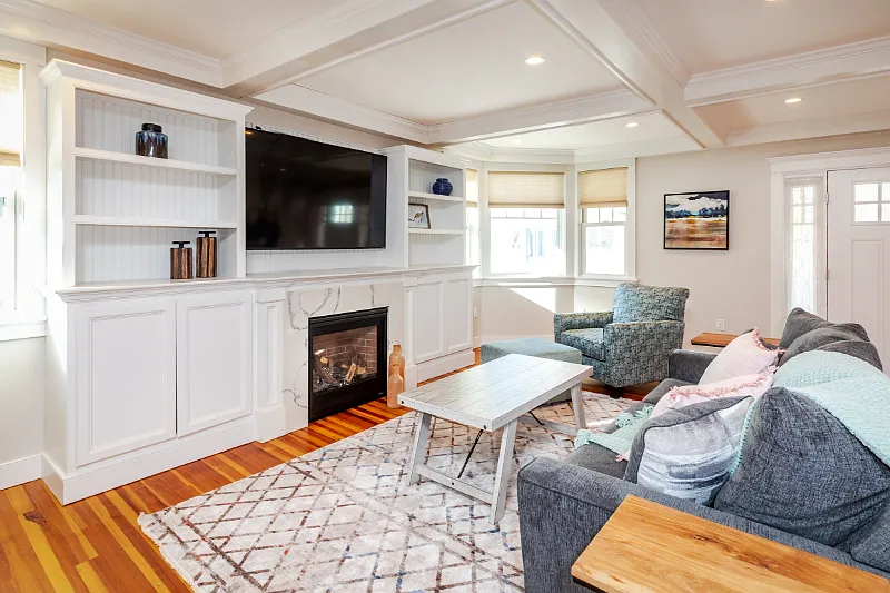 2 bed, $2,500 — Photo 3