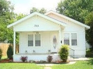 711 E 14th St, Ada, OK 74820