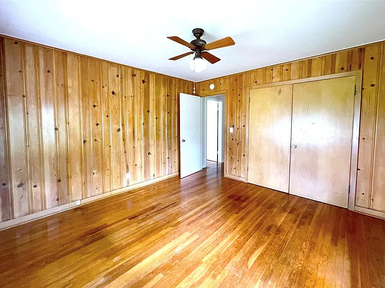 2206 Nancy Lou St — Photo 23