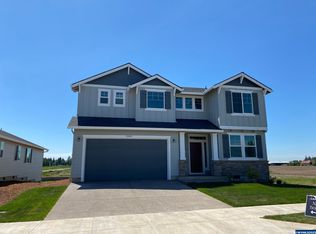 1040 Marie St, Mount Angel, OR