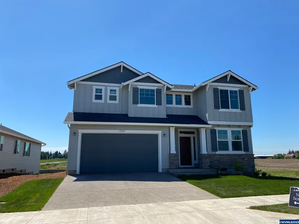 1040 Marie St, Mount Angel, OR 97362