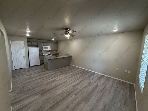 3rd image of 1216 W Manana Blvd #C