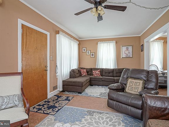 4th image of 2252 Horner Ave