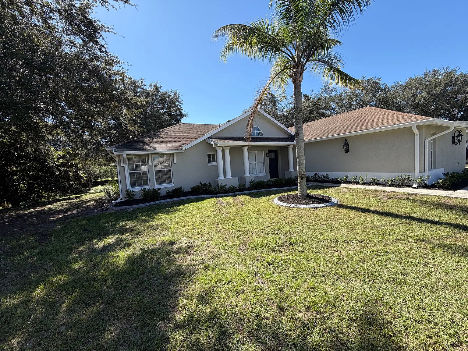 Beautiful 3 Bed 2 Bath Home for Rent in Deltona — Photo 2