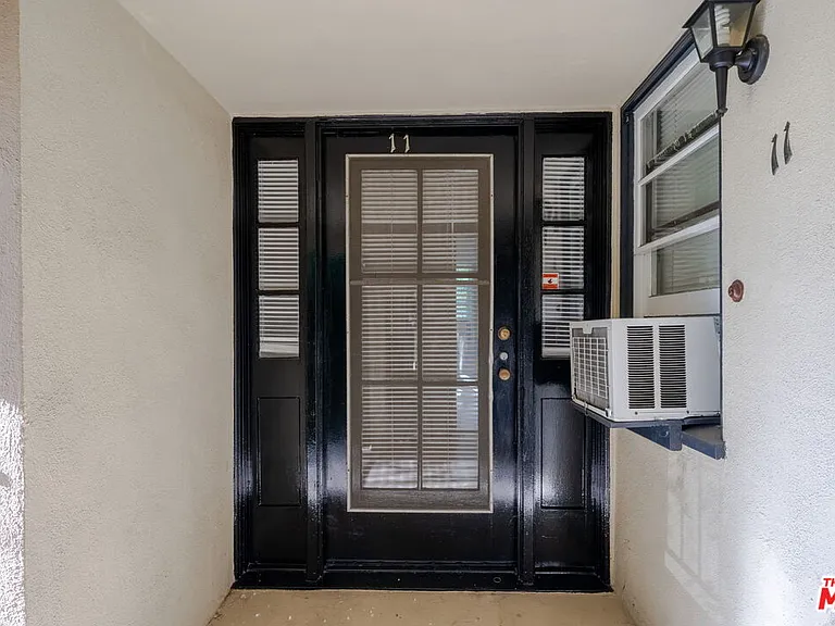 823 Highland Ave #11 — Photo 12