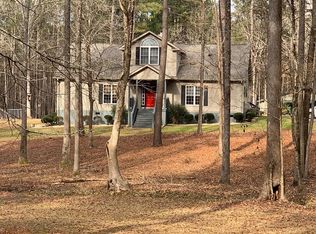 217 Country Club Rd, Edgefield, SC 29824
