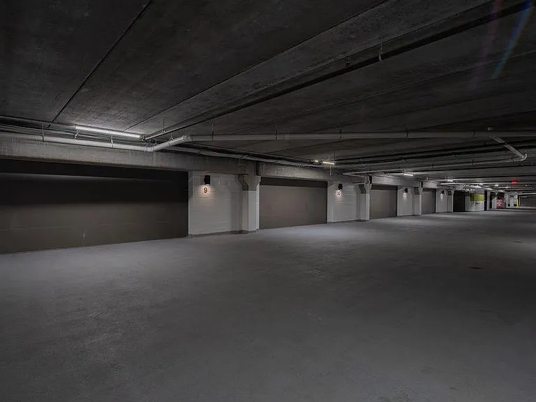 1 West Dr #10 — Photo 16