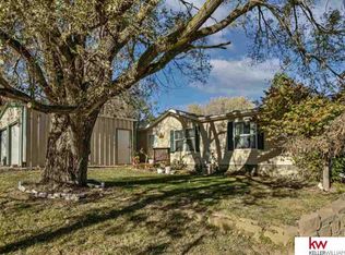 8305 Auburn Rd, Plattsmouth, NE 68048
