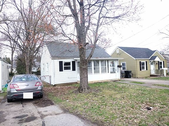 3rd image of 317 Freeman Ave
