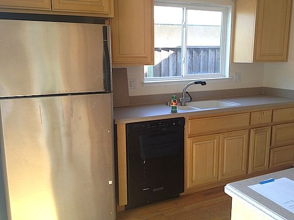 4th image of 5783 Calpine Dr
