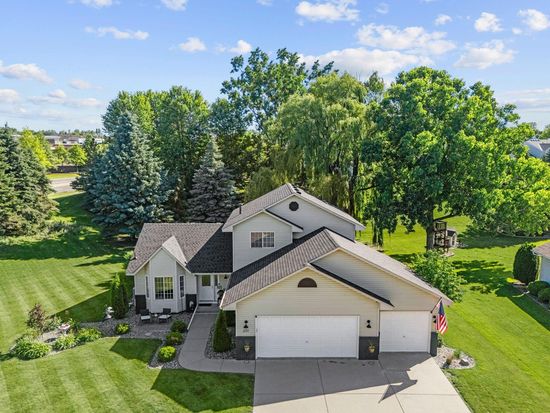 201 Pendryn Hill Curv, Woodbury, MN 55125