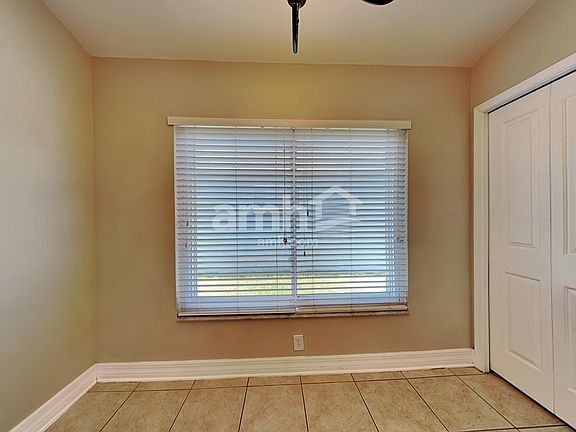 5th image of 6704 Cambridge Park Dr