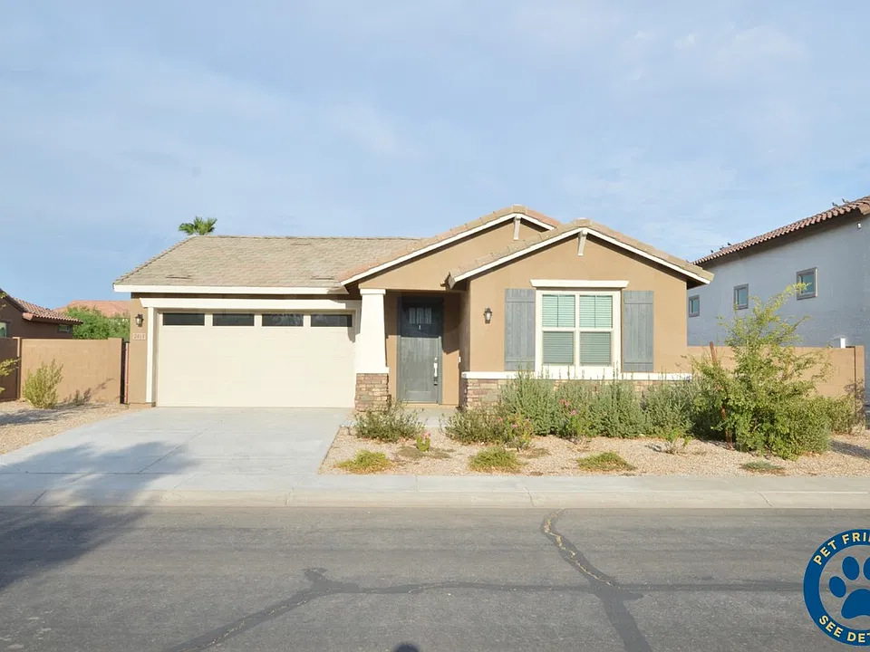 2414 N Morrison Ave